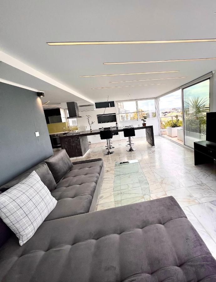 Citycenter Penthouse Mini Private Pool With Hydromassage And Great Town View Atena Exterior foto